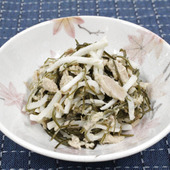 刻み昆布入り大根とツナのサラダ