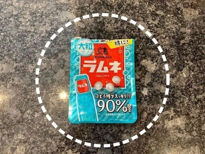 小さな『ラムネの袋』をバッグに入れておくと→外出時に大活躍♡捨てる前にもうひと働き!