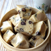 美味しくて身体にいい！黒豆ときな粉入り米粉の蒸しパン！
