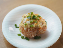 【ご飯とチーズが最高】トースターで焼くだけ！？子どもも喜ぶ進化系「ピザおにぎり」が激ウマすぎた
