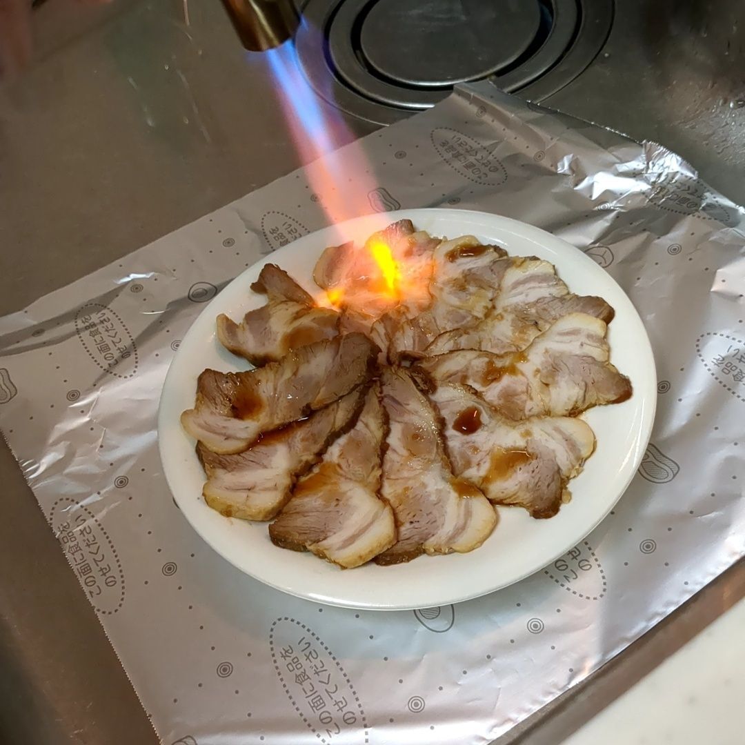 必殺！バーナー炙り！