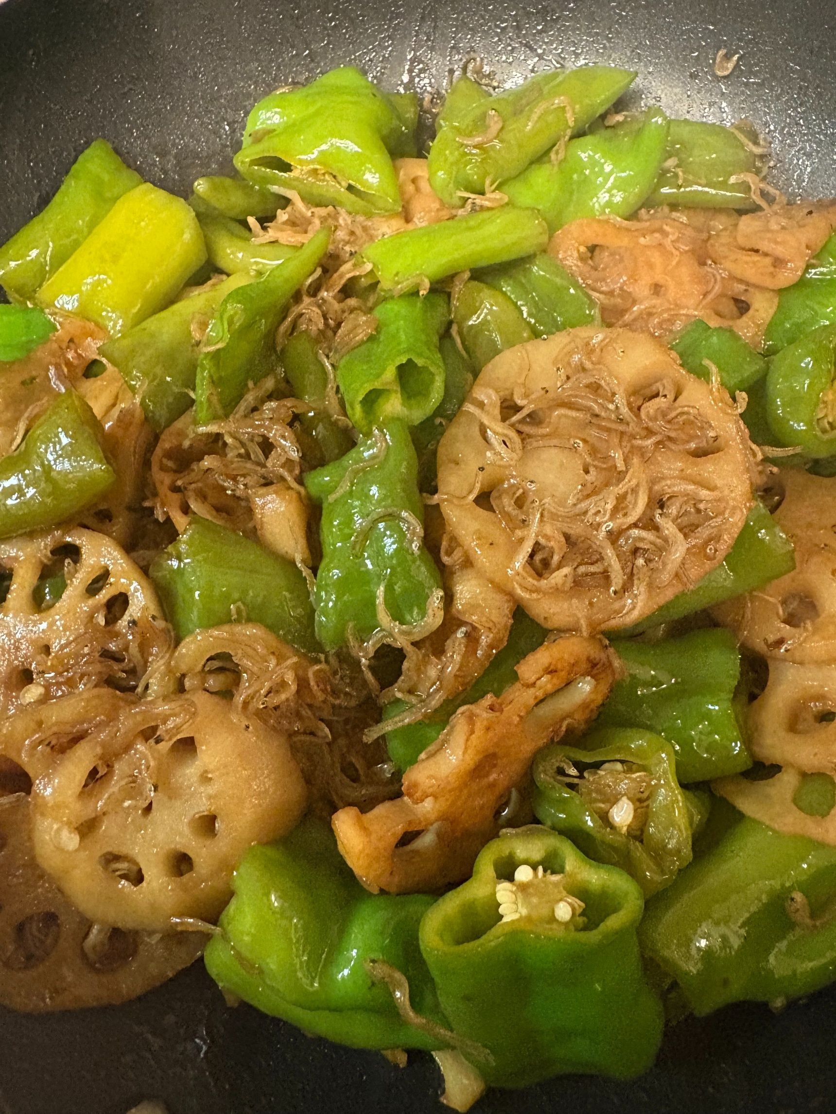 万願寺唐辛子と蓮根のじゃこ炒め煮