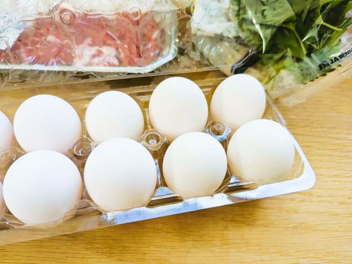 意外と知らない「洗う・洗わない」問題!〈卵、肉、魚〉迷う食材をまとめました!
