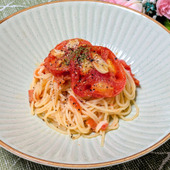 トマトの旨味を最大限引き出した【トマトとにんにくのシンプル冷製スパゲッティ】