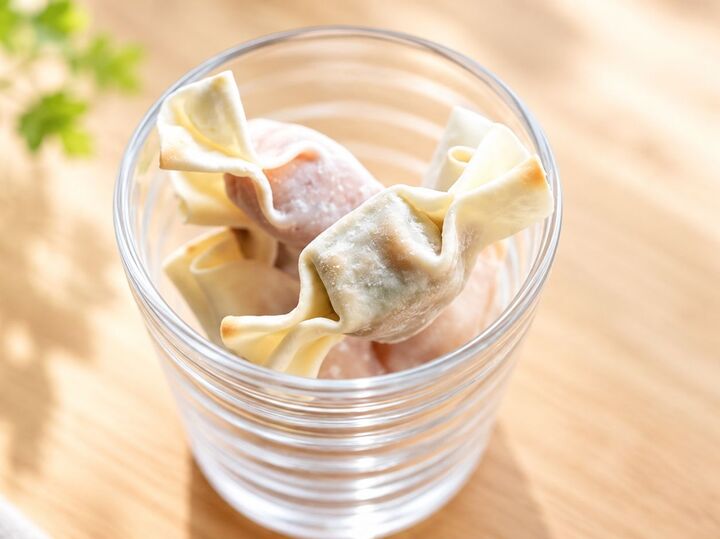 【餃子の皮が余ったら即作って】トースターで5分!カリッとトロ〜り「キャンディつまみ」がおやつ&おつまみに最高すぎた