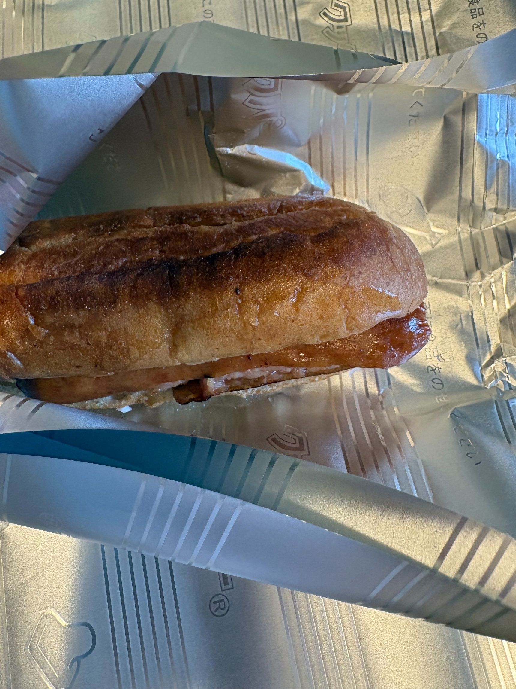 ホイルで包みます。
