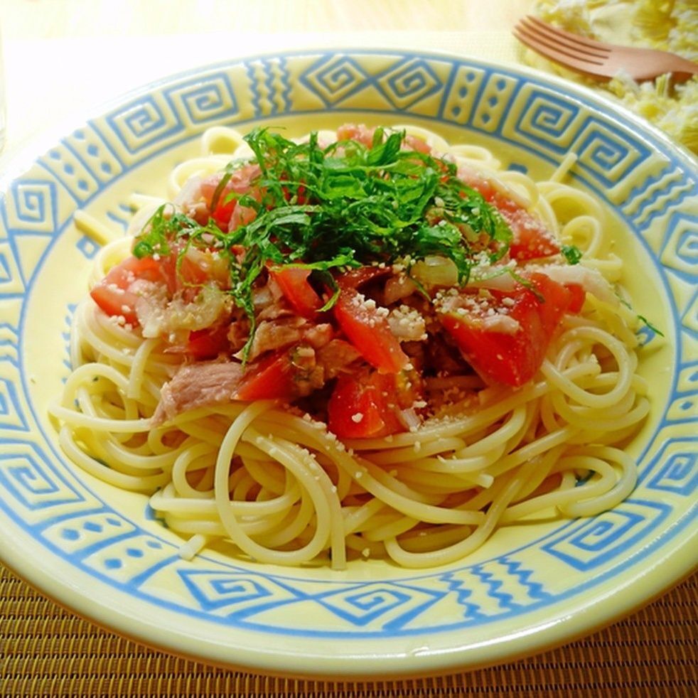 ツナとトマトの冷製みそレモンパスタ