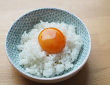 調味料に半日漬ける裏ワザ！ねっとり濃厚食感がたまらない「卵黄漬け」3選でご飯のおかわりが止まらない