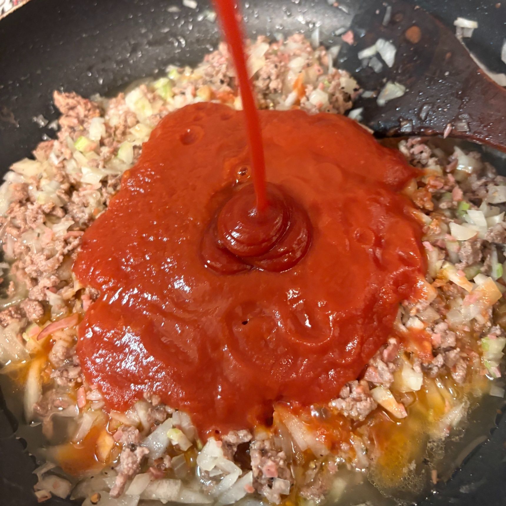 うらごしトマトにケチャップを加えて