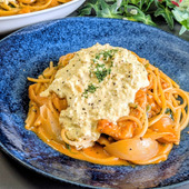 これぞ背徳パスタ！【濃厚ヤンニョムロゼパスタ〜タルタルソースのせ〜】