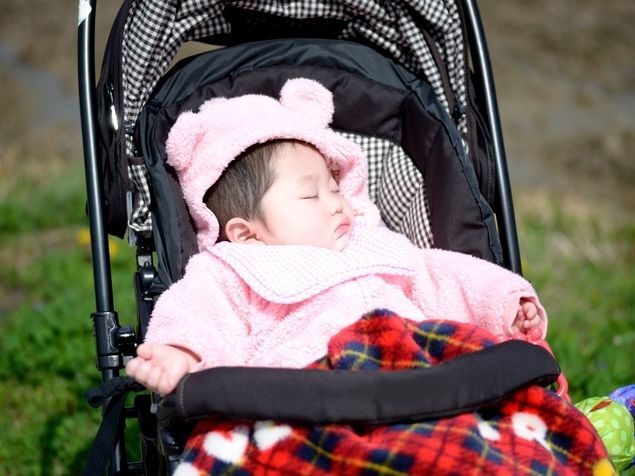「ちょ、ちょっとやめて！」知らない人がわが子に…ママ100人が本気で嫌だった〈NG行動〉ワースト4