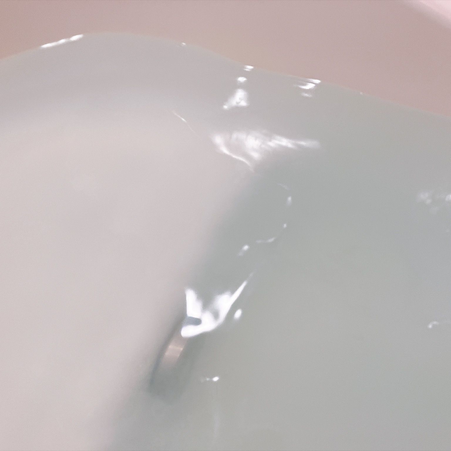 白濁したお湯で、しっとりとした肌に