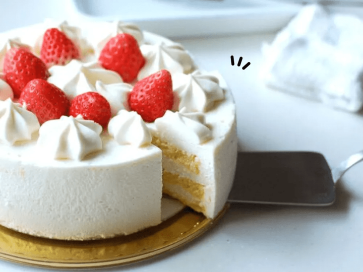「ホールケーキ」を均等に切る裏ワザ。コツを知れば誰でも簡単にキレイに切れますよ♪