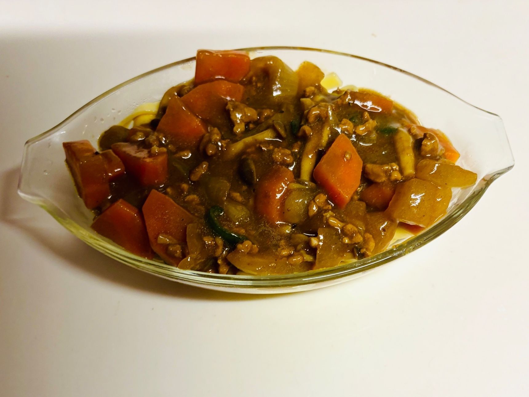 4. キーマカレーをかける