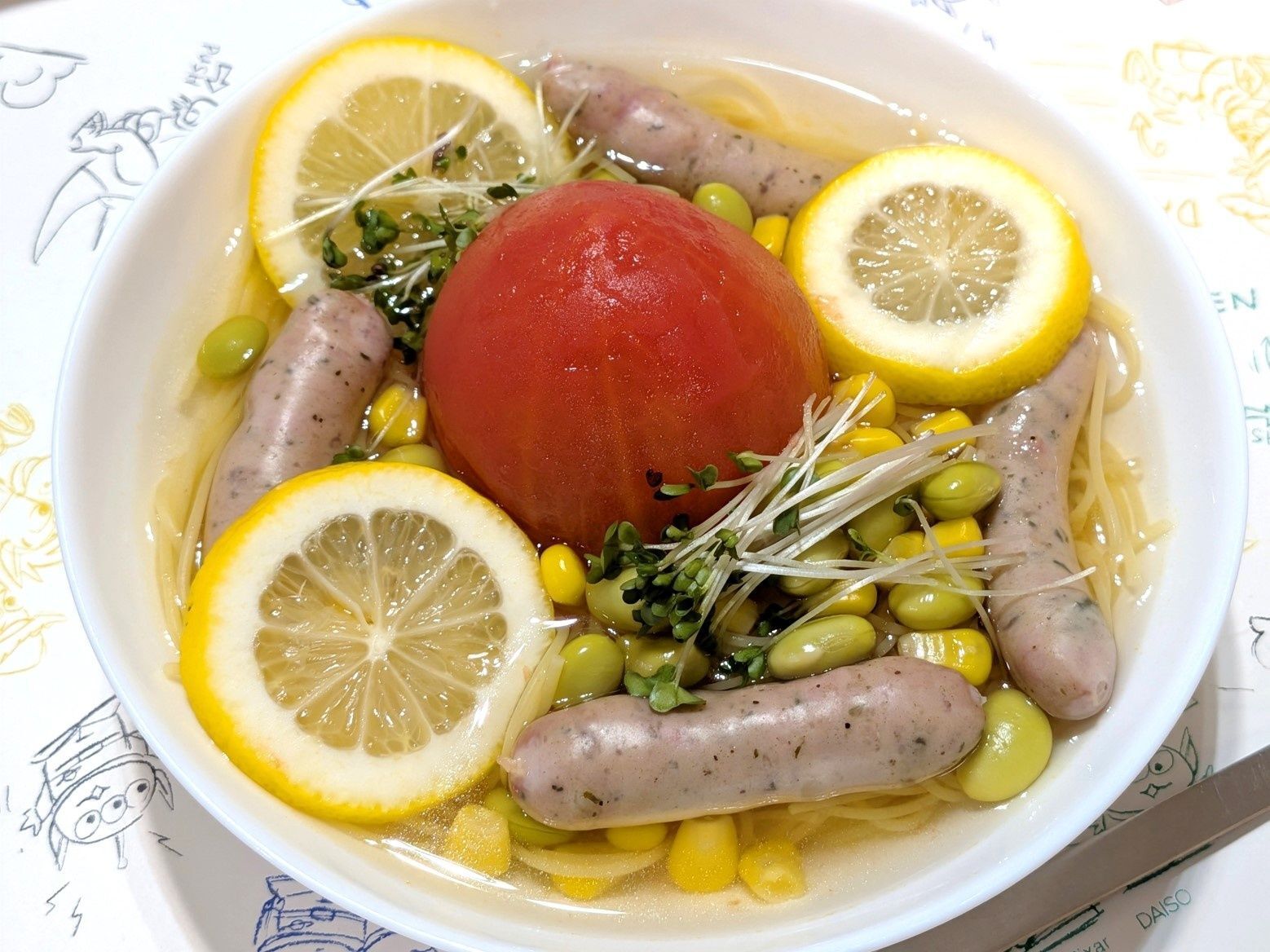 パスタを茹で、器に盛り付ければ完成です