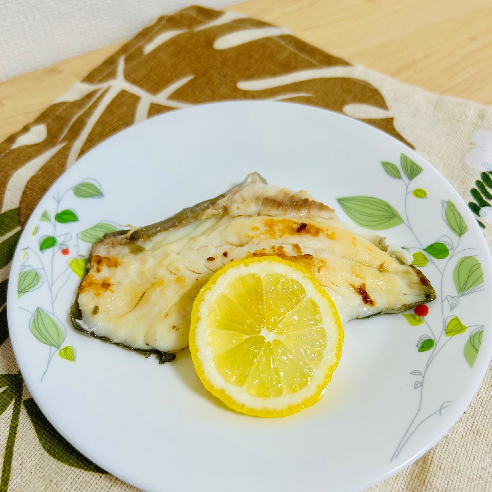 ウスバハギの塩焼き