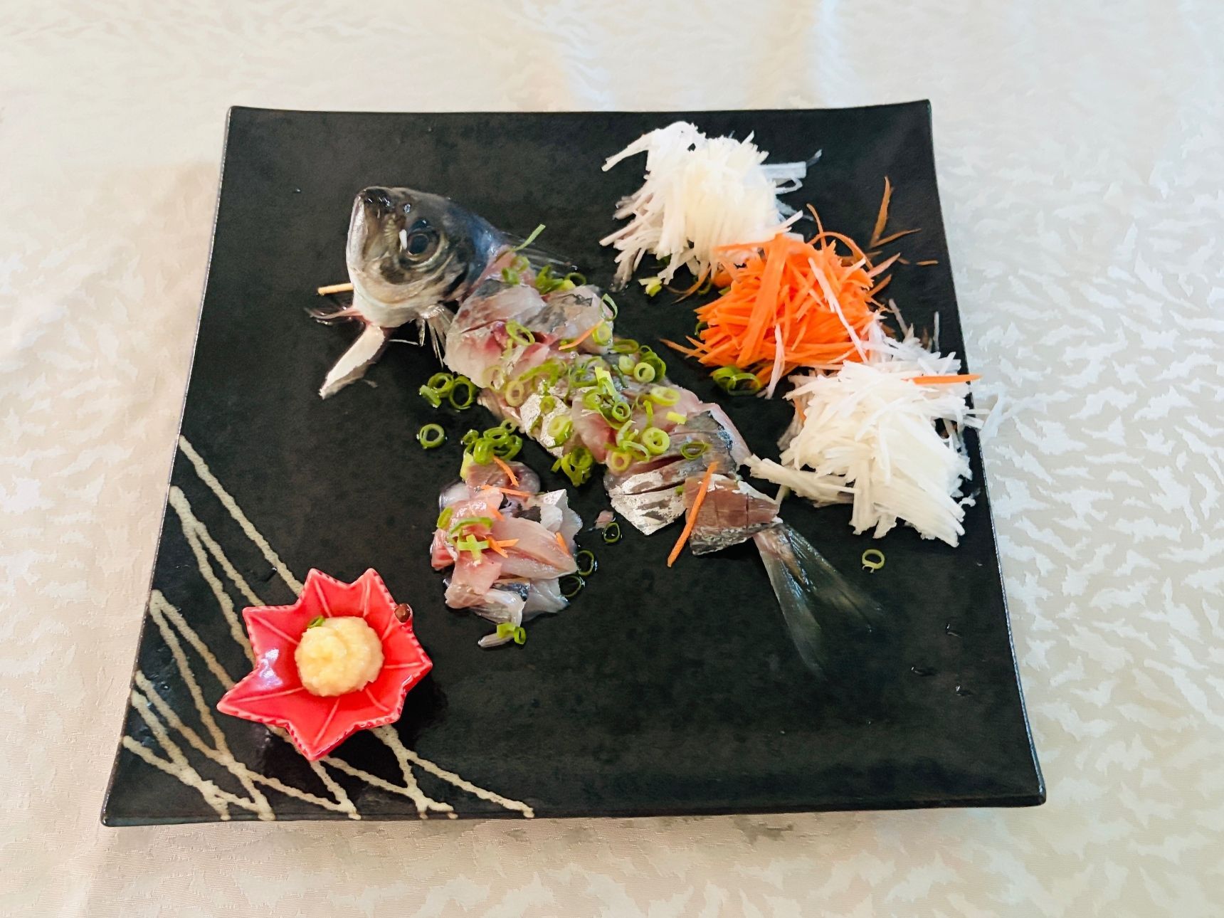 天然魚をおいしく安全に！あじ・いかの刺身は冷凍後のお楽しみ