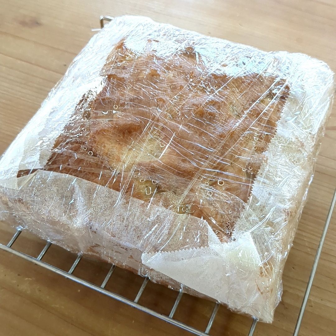 ラップで包み冷まします。