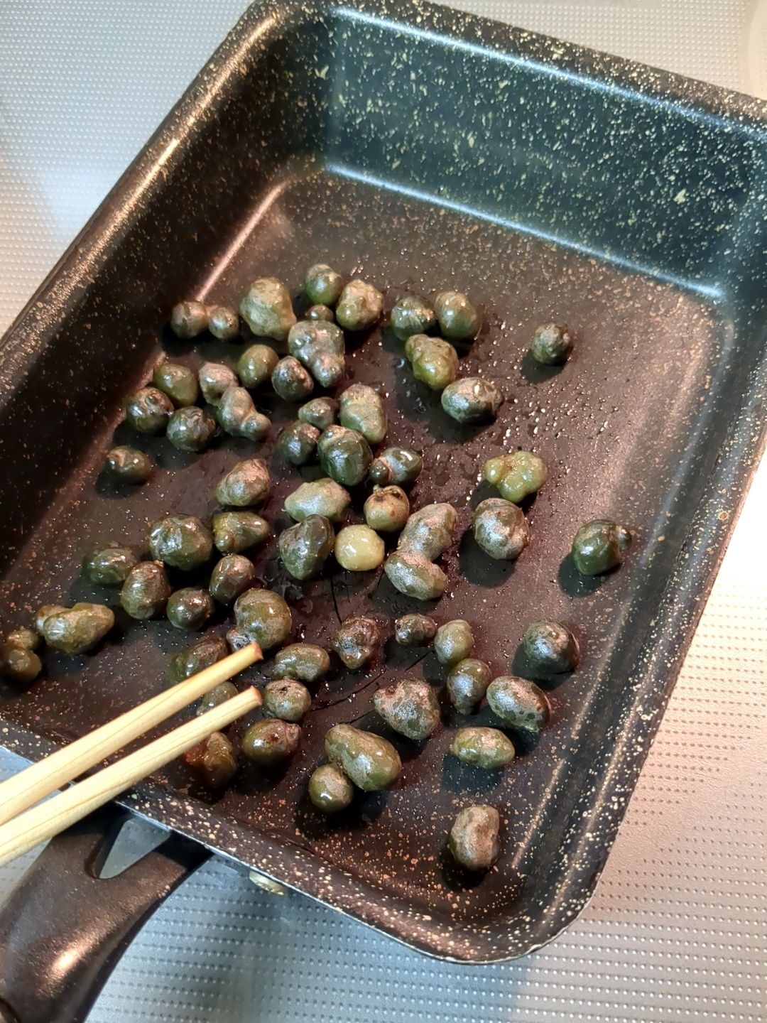 炒めます。