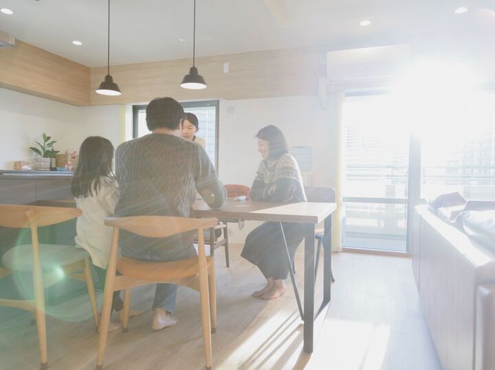 盛り塩ってどこに置くのが正解?玄関の外側は実はNG!?人気占い師が教える「邪気を完全ブロックする正しいルール」【じぶんでできる開運習慣】