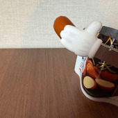 【ダイソー】モッパン動画の「アレ」発見！手が汚れない110円「スナック用トング」が便利すぎた