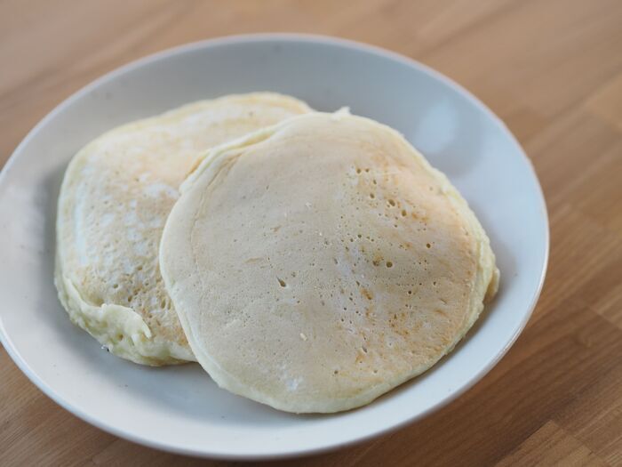 「ホットケーキミックス」にちょい足しするだけ！もちもち食感になるのはどれ？3種類を食べ比べてみた♪