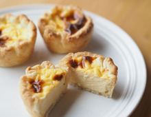 『チーズケーキ×エッグタルト』をスイーツ合体させたら…！？サクサク＆濃厚すぎる〈夢のひと品〉が爆誕♡