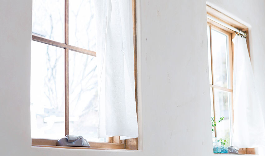 昔のカントリーハウスのような窓