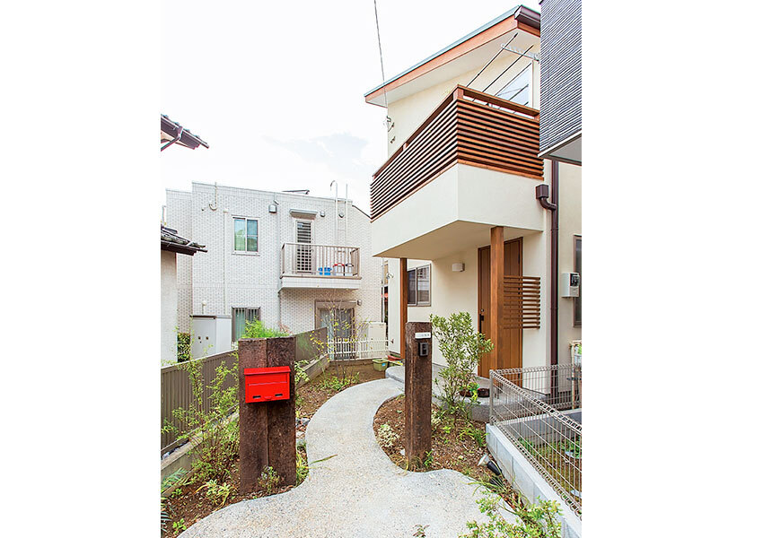 空間が設けられた外観