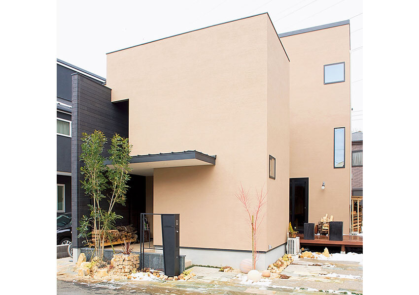 箱を組み合わせたようなモダンな家外観