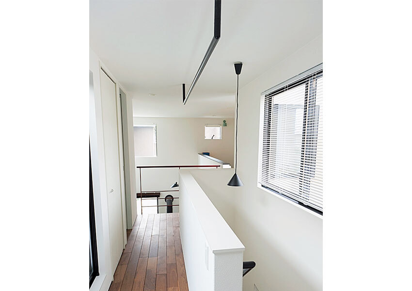 室内干し用のバーが便利なホール