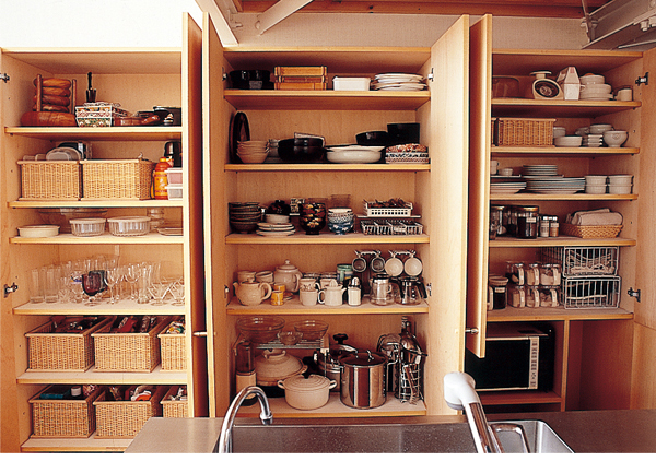 kitchen-closet