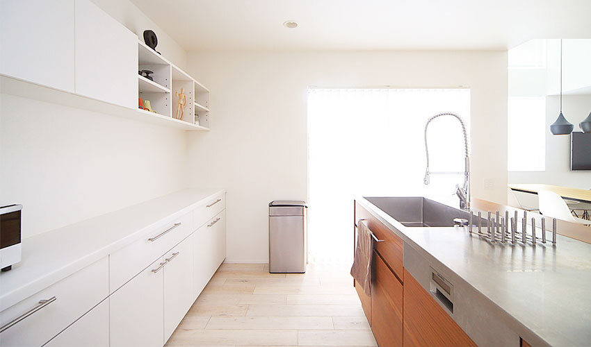 バックカウンターキッチン