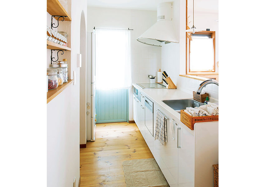 シンプルなシステムキッチン