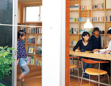 住まいのまん中の小さなオアシスは家族が笑顔になれる極上空間