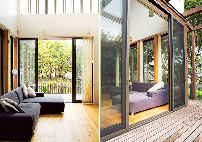 ウッドデッキとひとつづきのリビング