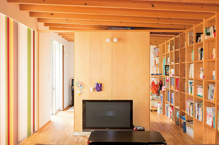 風通しに有効な引き戸を多用したLDK""