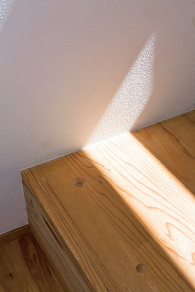 調湿性にすぐれた自然素材を使った内装""