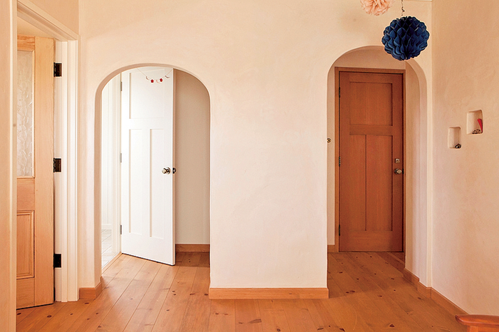 洗面室とトイレの扉