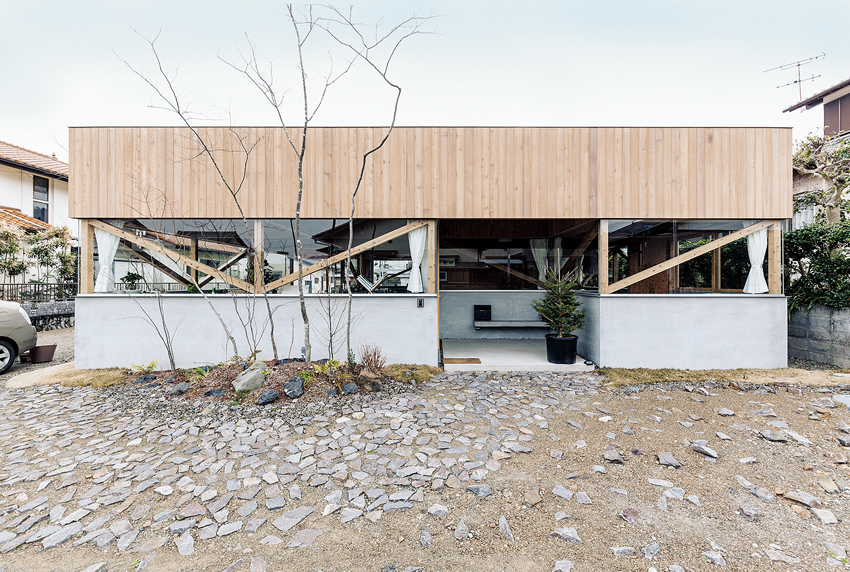 直線で構成された美しい外観